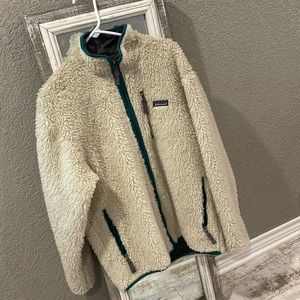PATAGONIA SHEEP FUR MENS JACKET